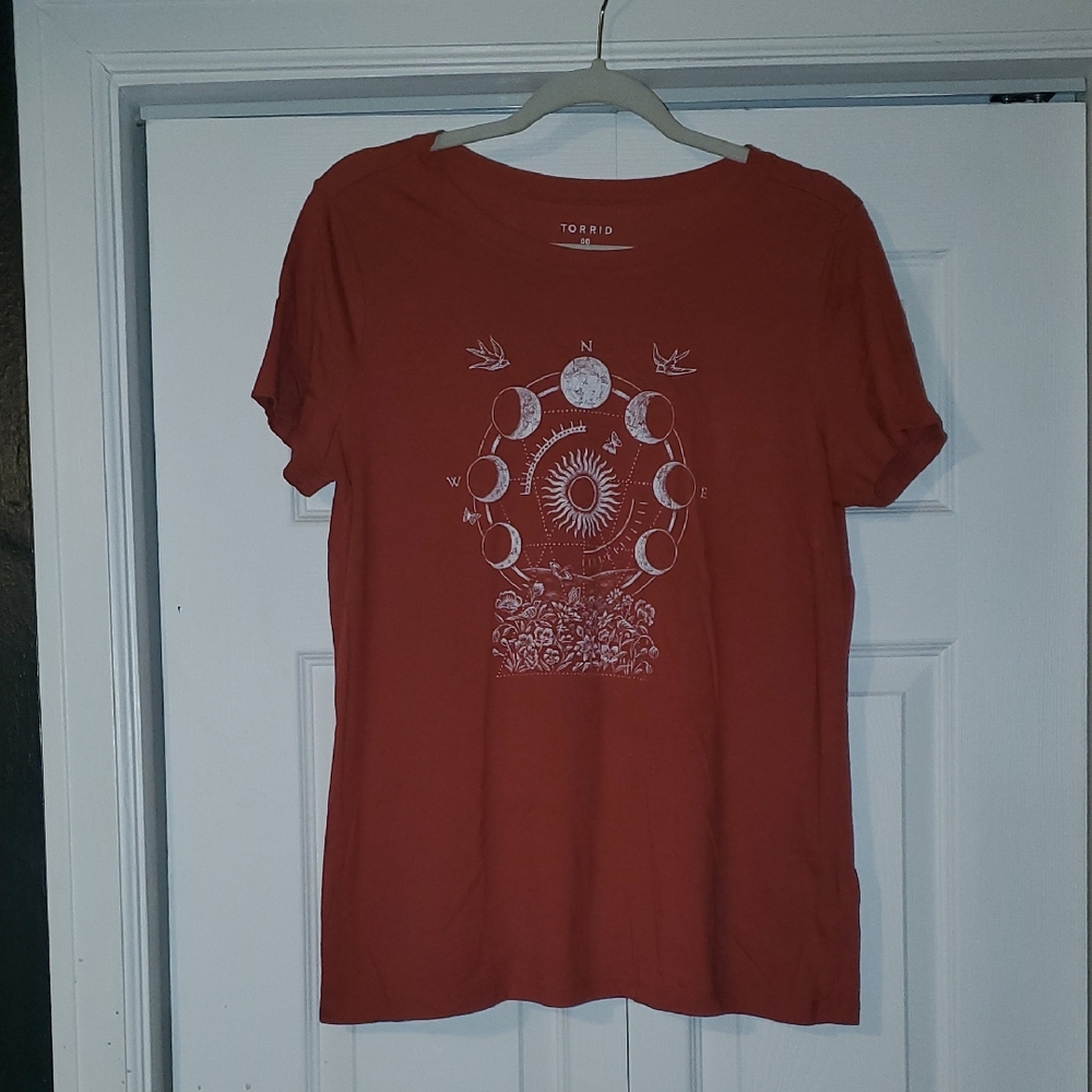 Torrid Rust Graphic Short Sleeve Tee, 00, M/L